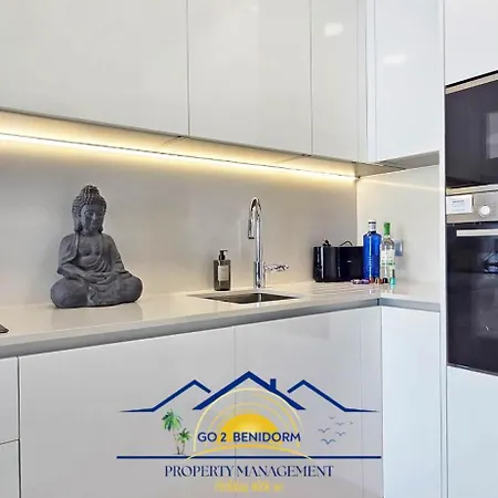 Oceanview At Sunset Sailors